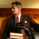 Finn (David Strathairn)